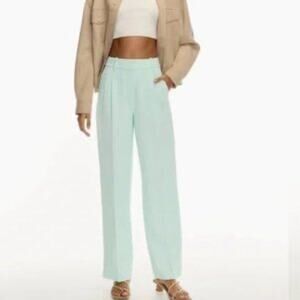 Aritzia Wilfred Carrot Pant in Subtle Mint Green Womens Size 4